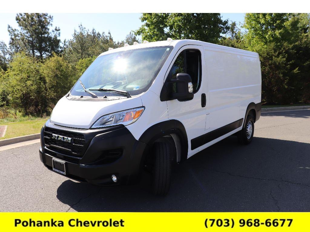 2025 RAM ProMaster 2500 Cargo Van Tradesman Low Roof 136" WB w/Pass Seat