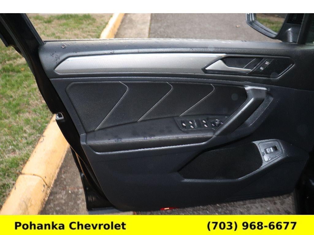 2024 Volkswagen Tiguan SE R-Line Black