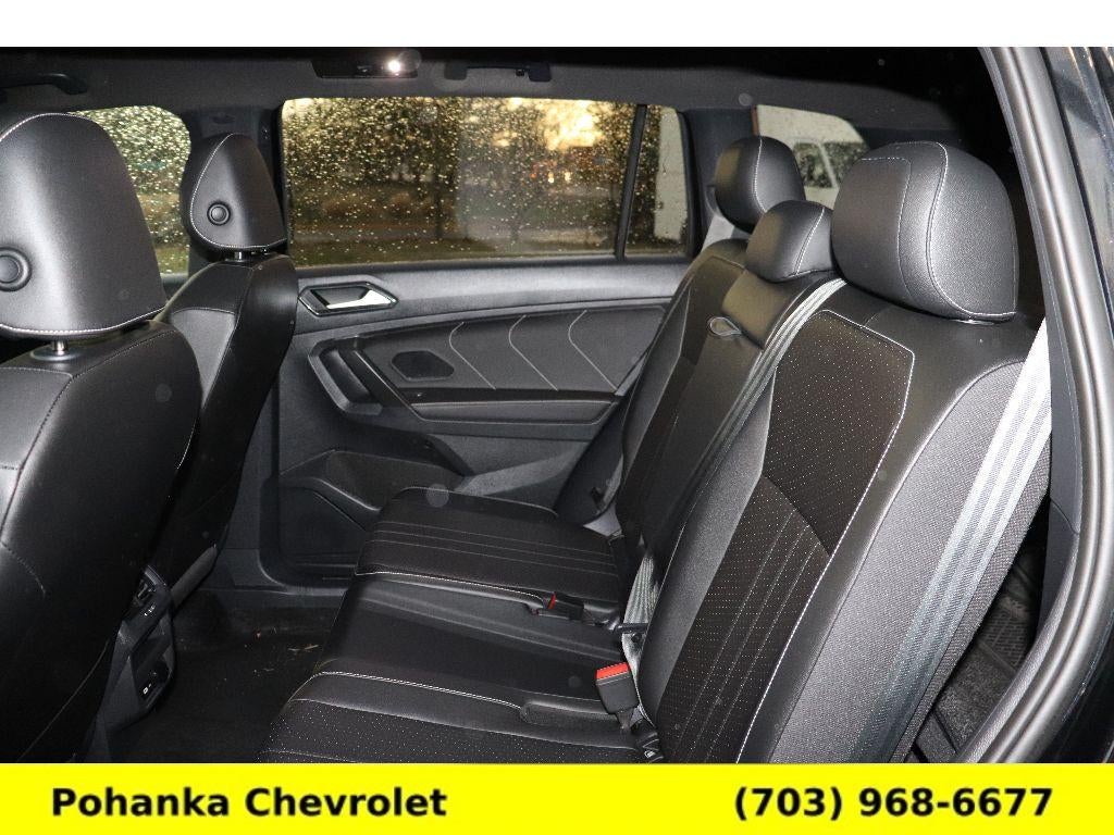 2024 Volkswagen Tiguan SE R-Line Black