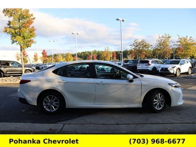 2025 Toyota Camry LE