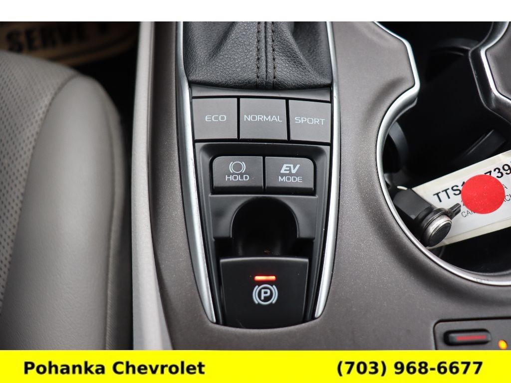 2021 Toyota Camry Hybrid XLE