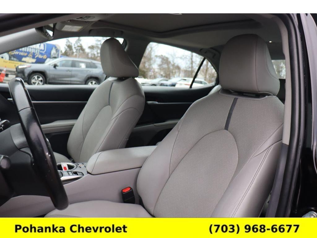 2021 Toyota Camry Hybrid XLE