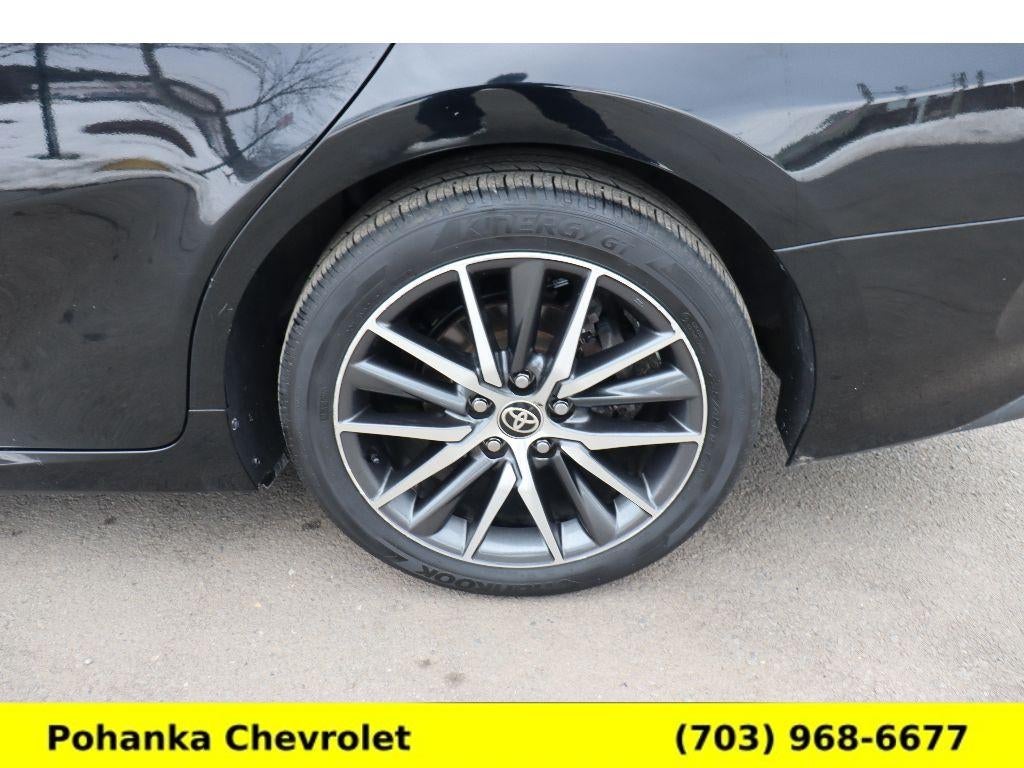 2021 Toyota Camry Hybrid XLE