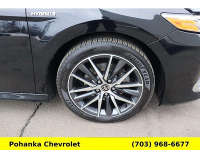 2021 Toyota Camry Hybrid XLE