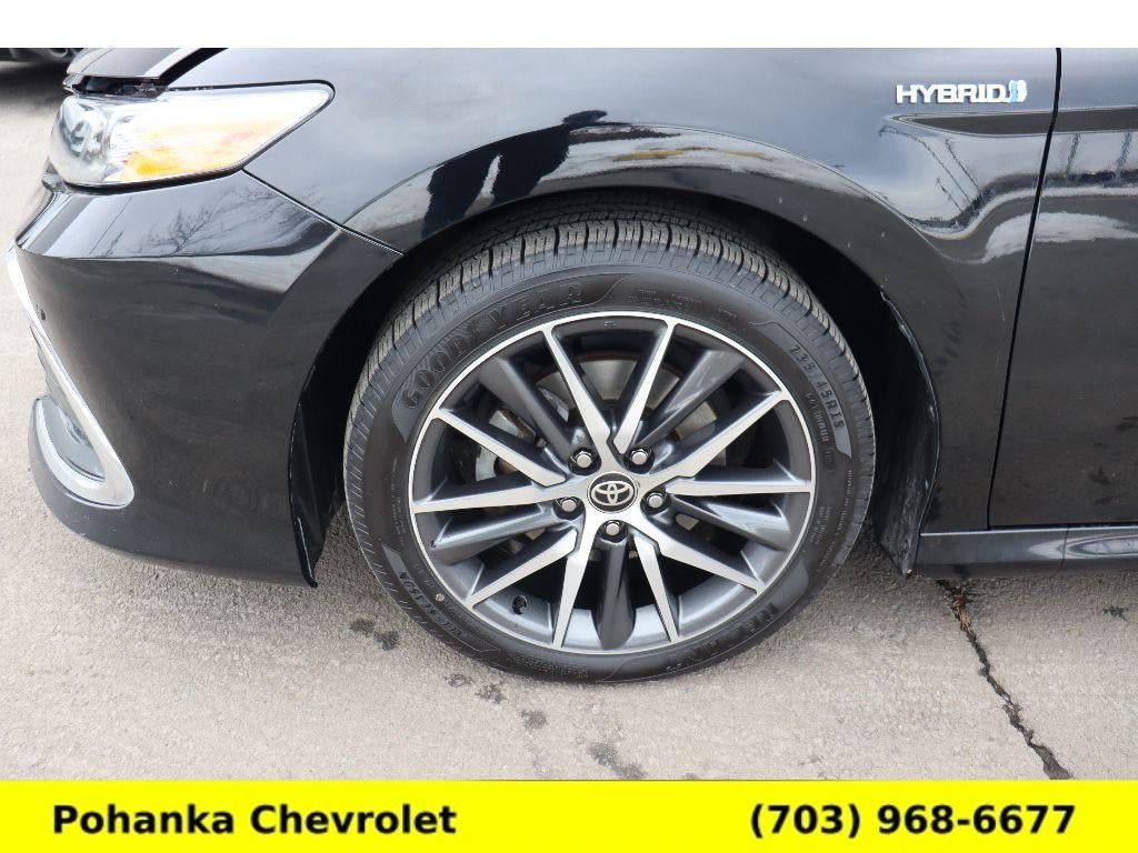 2021 Toyota Camry Hybrid XLE