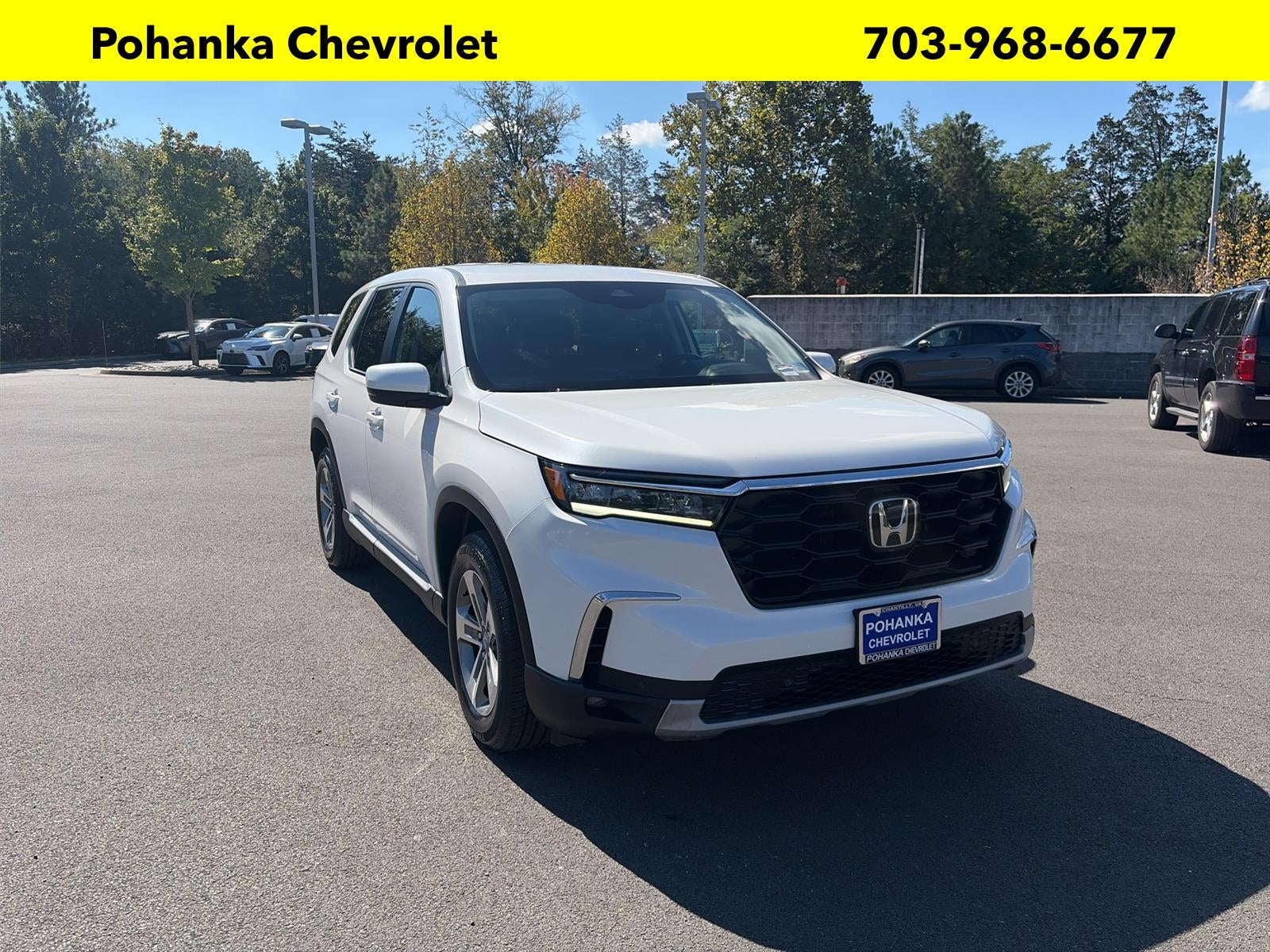2023 Honda Pilot AWD EX-L 8 Passenger