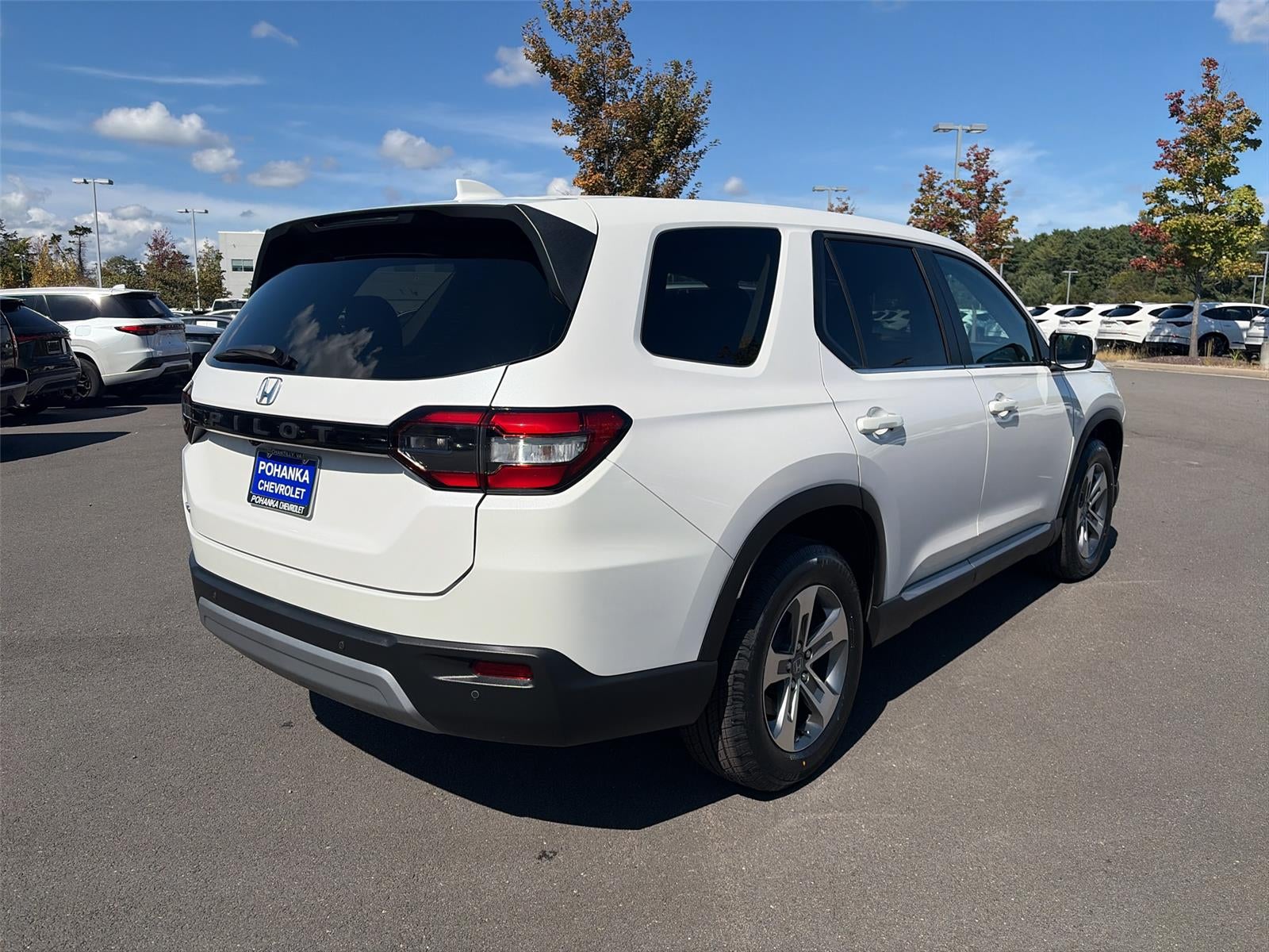 2023 Honda Pilot AWD EX-L 8 Passenger