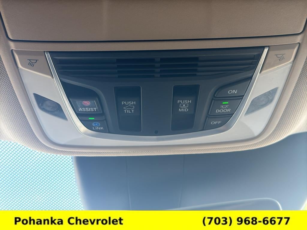 2023 Acura RDX Standard
