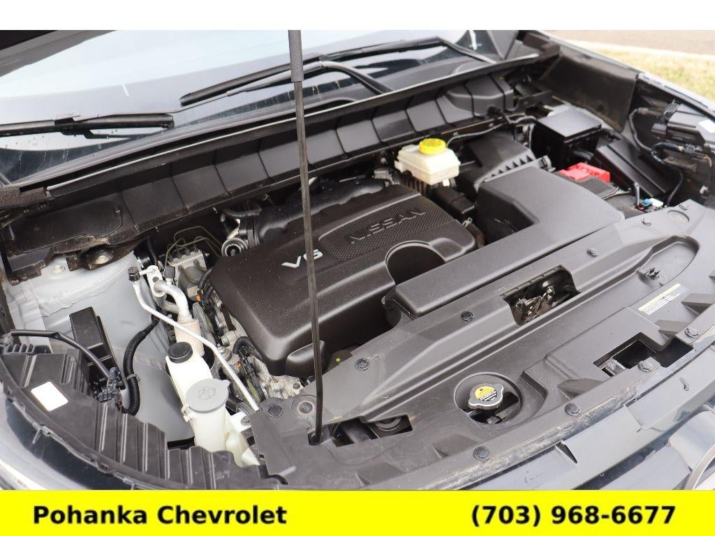 2022 Nissan Pathfinder SV