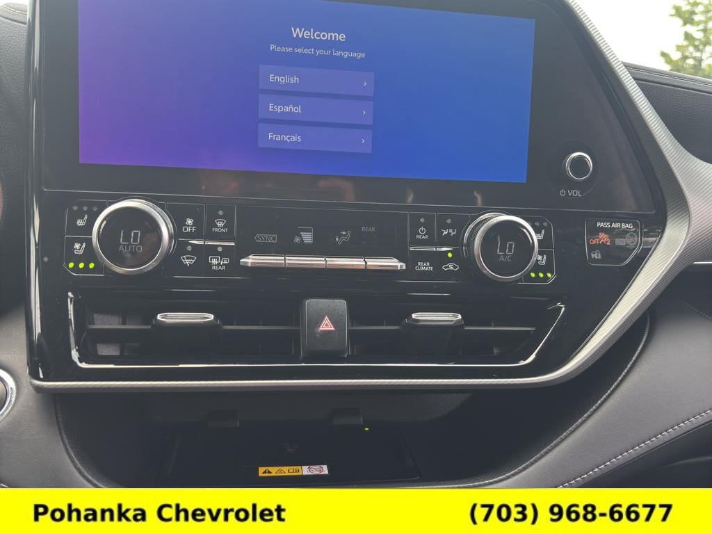 2023 Toyota Highlander Hybrid Platinum