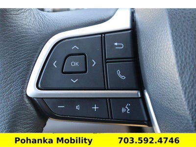 2023 Toyota Sienna XLE