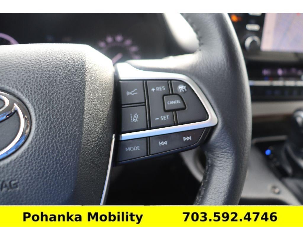 2021 Toyota Sienna XLE