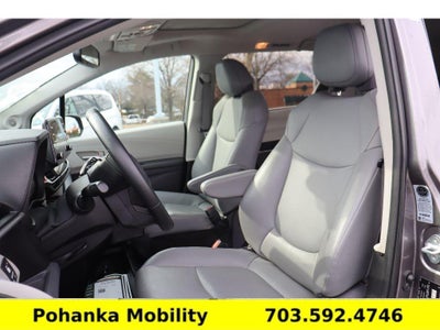 2021 Toyota Sienna XLE