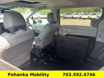 2024 Toyota Sienna XLE