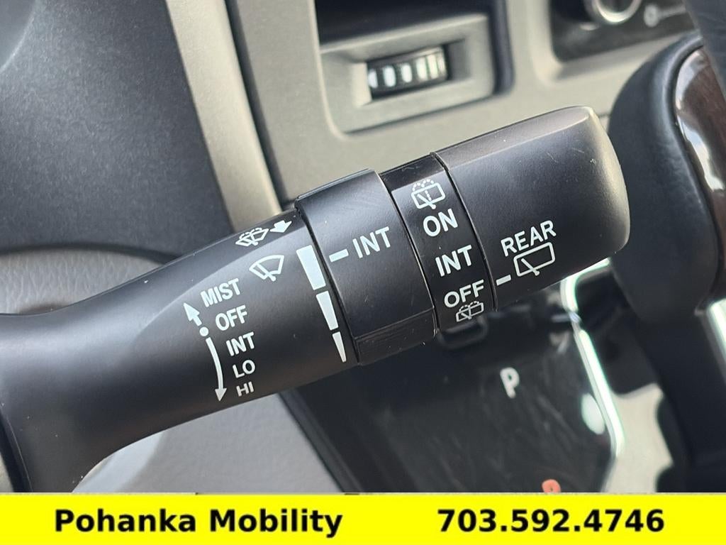 2020 Toyota Sienna XLE Auto Access Seat