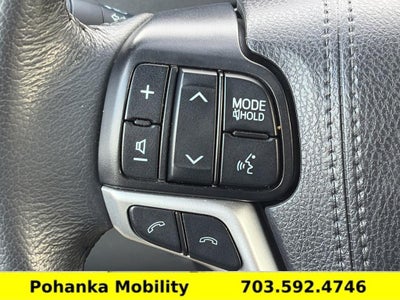 2020 Toyota Sienna XLE Auto Access Seat