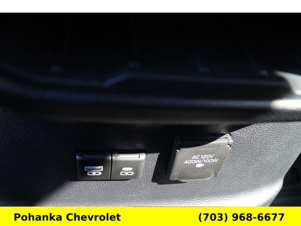 2024 Toyota Tundra 4WD SR5