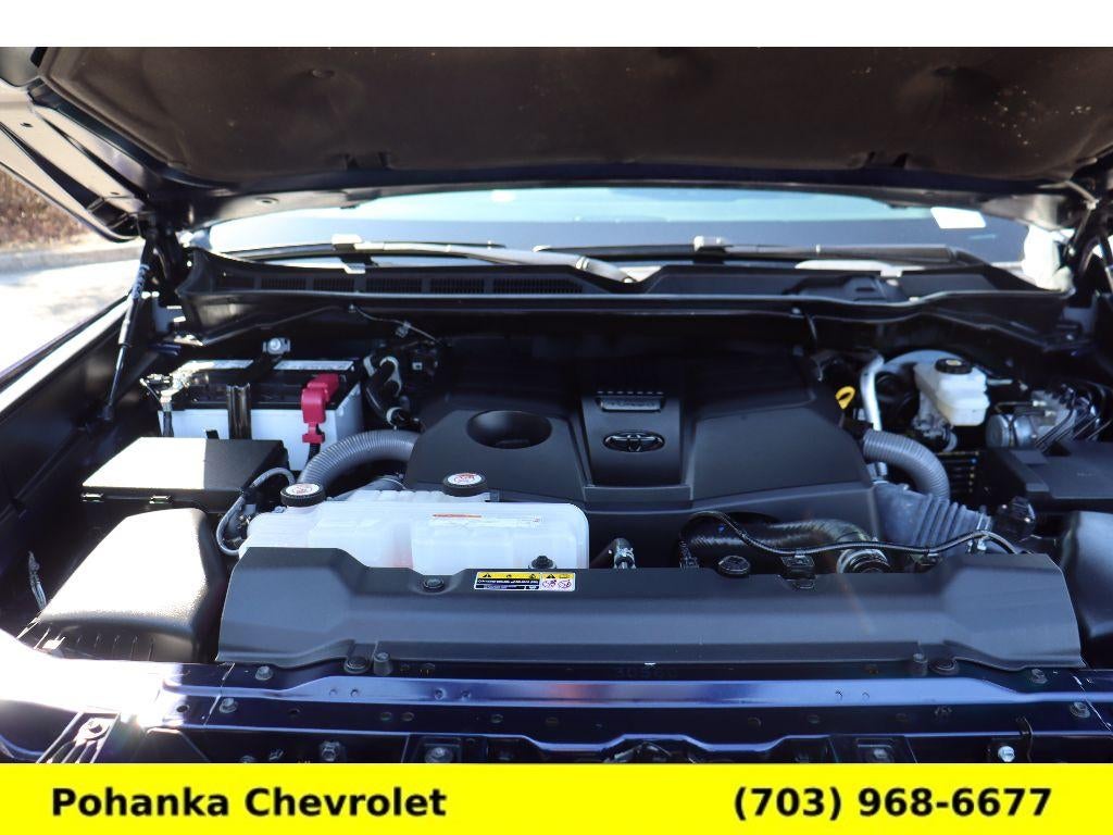 2024 Toyota Tundra 4WD SR5