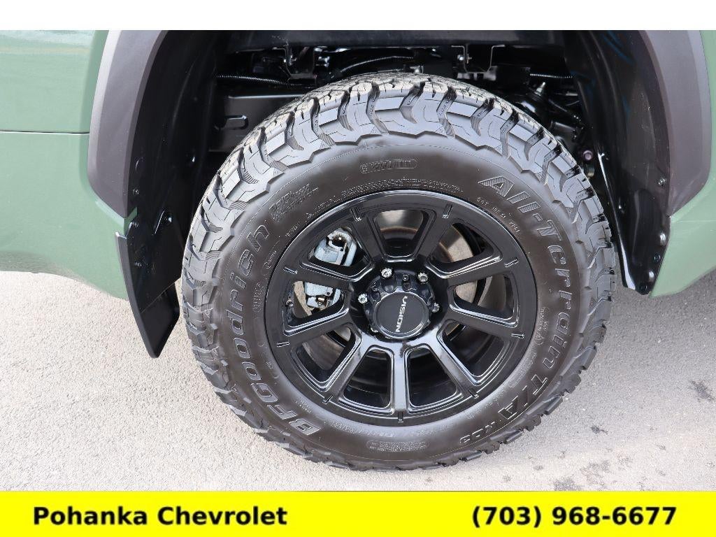 2022 Toyota Tundra 4WD SR5