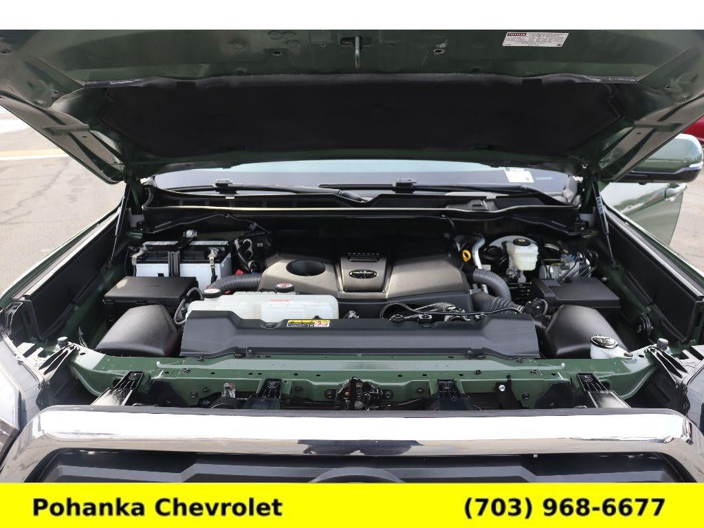 2022 Toyota Tundra 4WD SR5