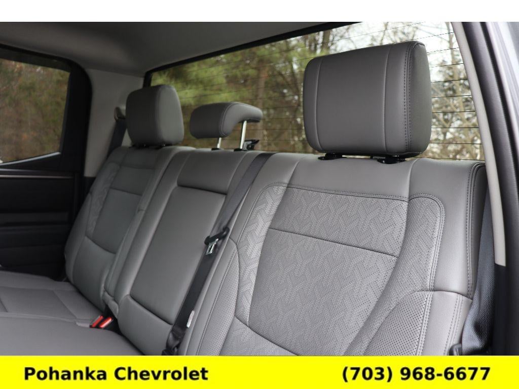 2023 Toyota Tundra 4WD SR5