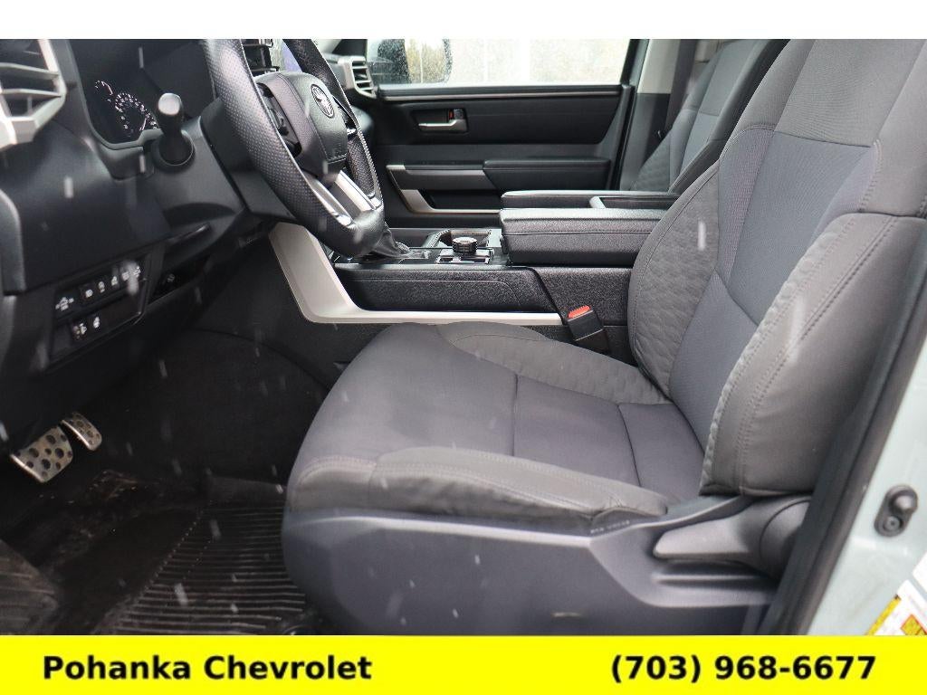 2022 Toyota Tundra 4WD SR5