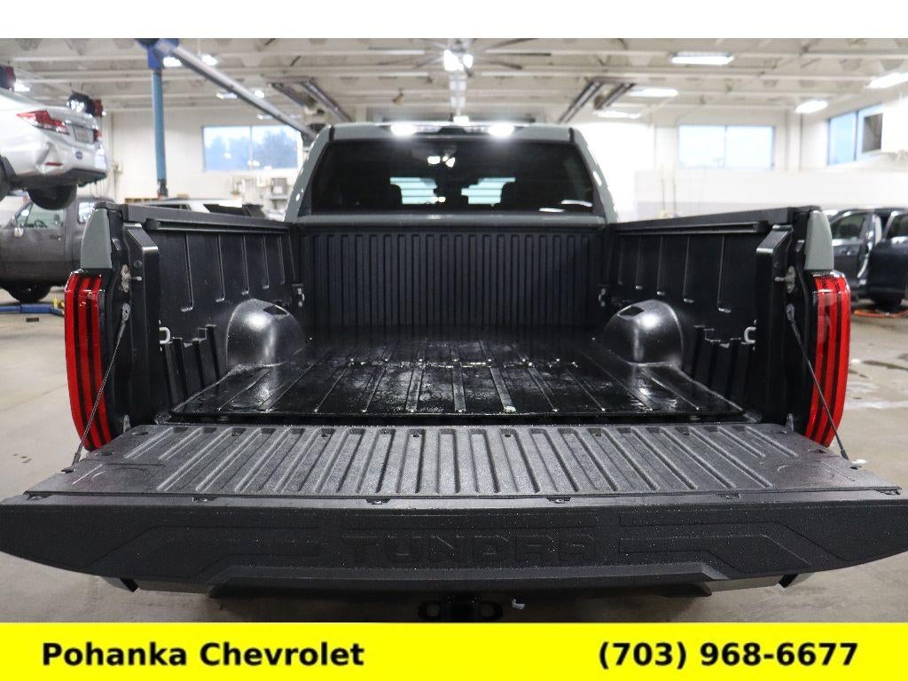 2022 Toyota Tundra 4WD SR5