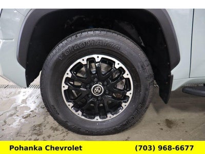 2022 Toyota Tundra 4WD SR5