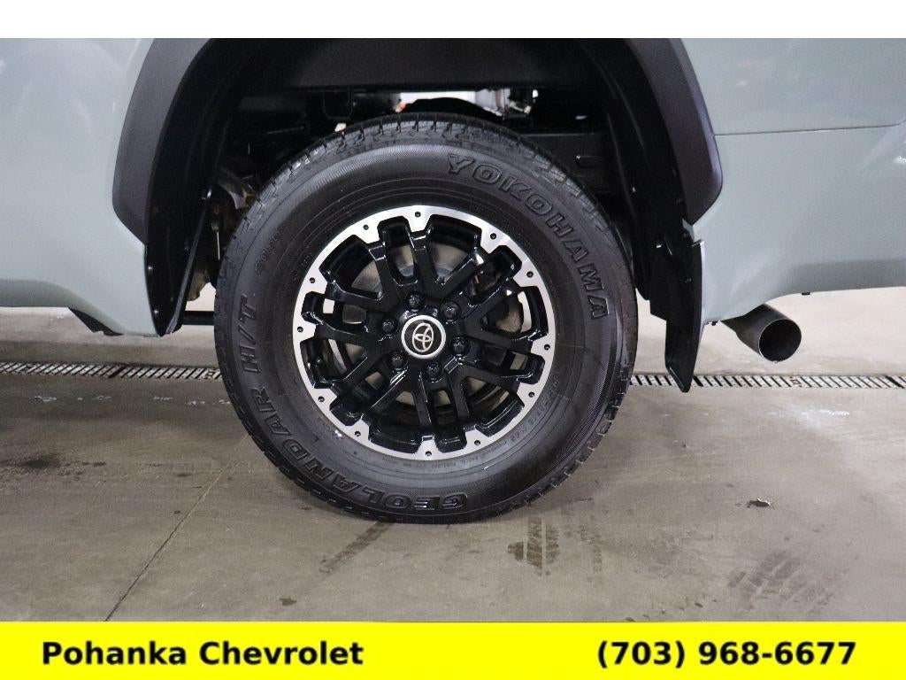 2022 Toyota Tundra 4WD SR5