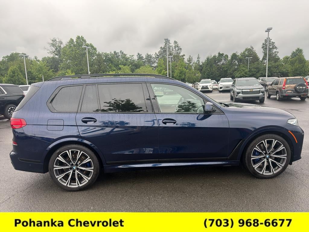 2022 BMW X7 M50i