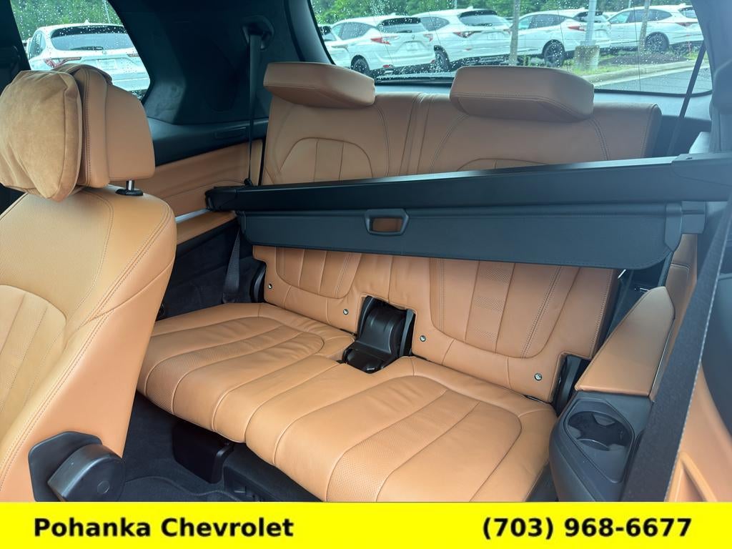 2022 BMW X7 M50i