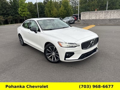 2022 Volvo S60 B5 Momentum