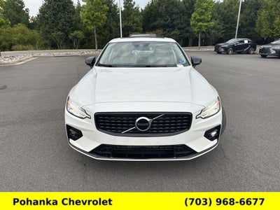 2022 Volvo S60 B5 Momentum