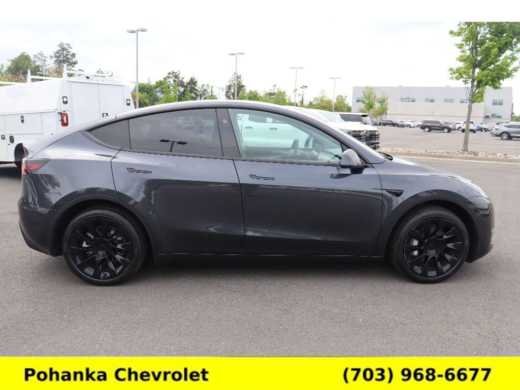 2024 Tesla Model Y Base