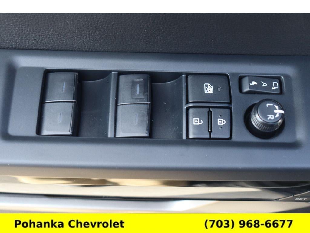 2025 Toyota Sequoia SR5