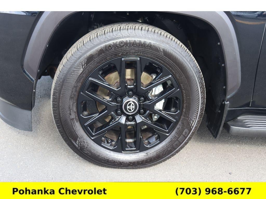 2025 Toyota Sequoia SR5