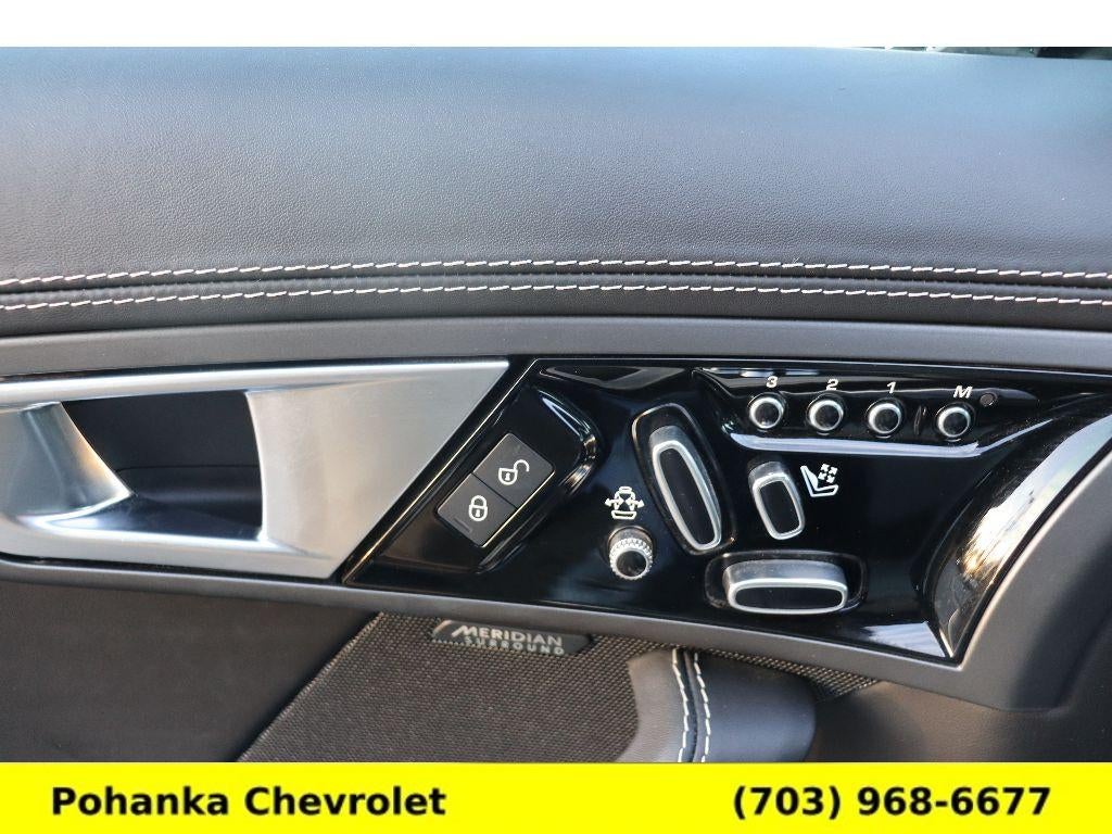 2017 Jaguar F-TYPE R