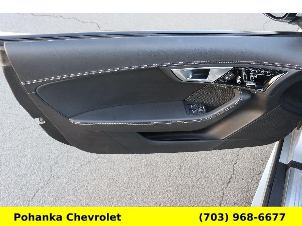 2017 Jaguar F-TYPE R