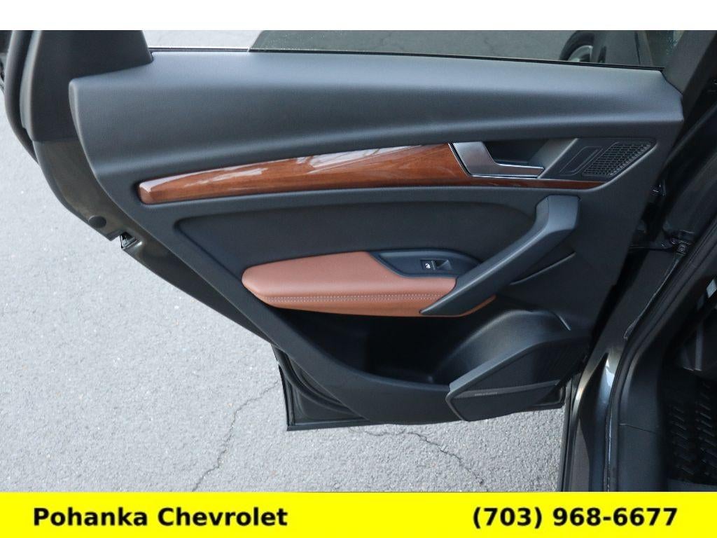 2022 Audi Q5 S line Premium Plus