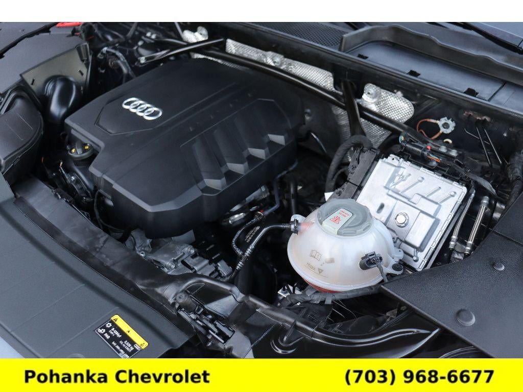 2022 Audi Q5 S line Premium Plus