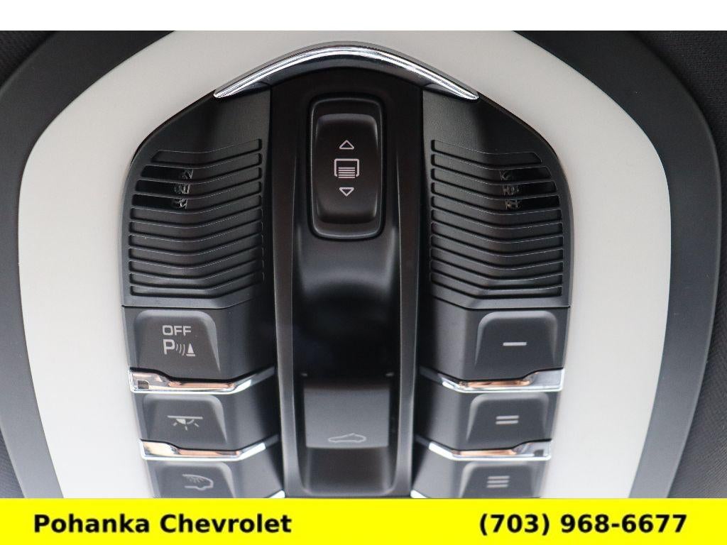 2021 Porsche Macan NA