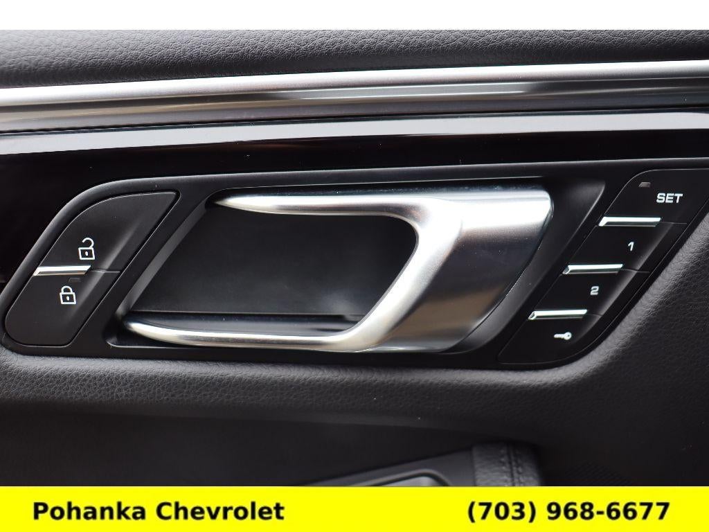 2021 Porsche Macan NA