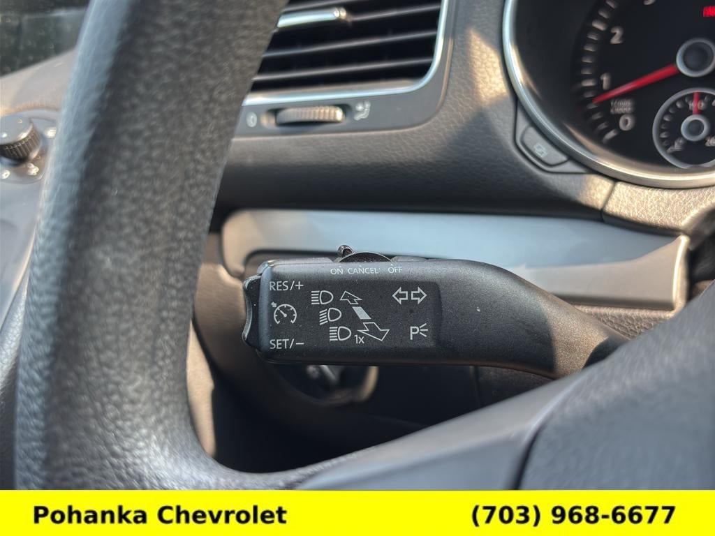 2012 Volkswagen Golf 2.5L 2-Door