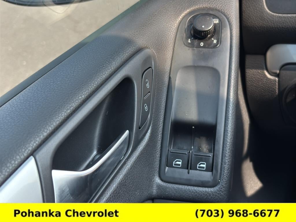 2012 Volkswagen Golf 2.5L 2-Door