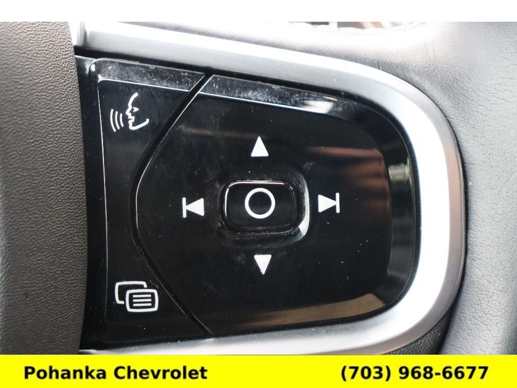 2020 Volvo XC90 R-Design